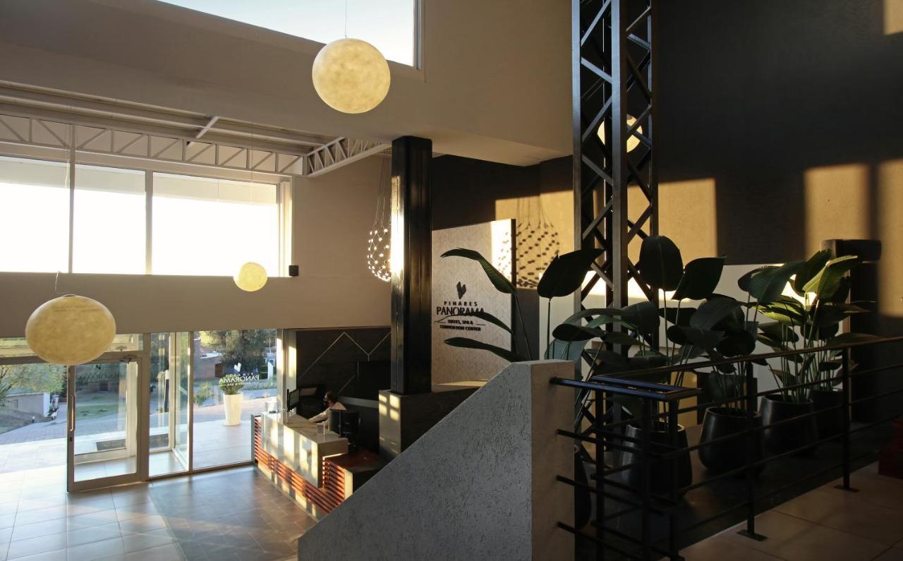 Pinares Panorama Suites, Spa & Convention Center Villa Carlos Paz Dış mekan fotoğraf