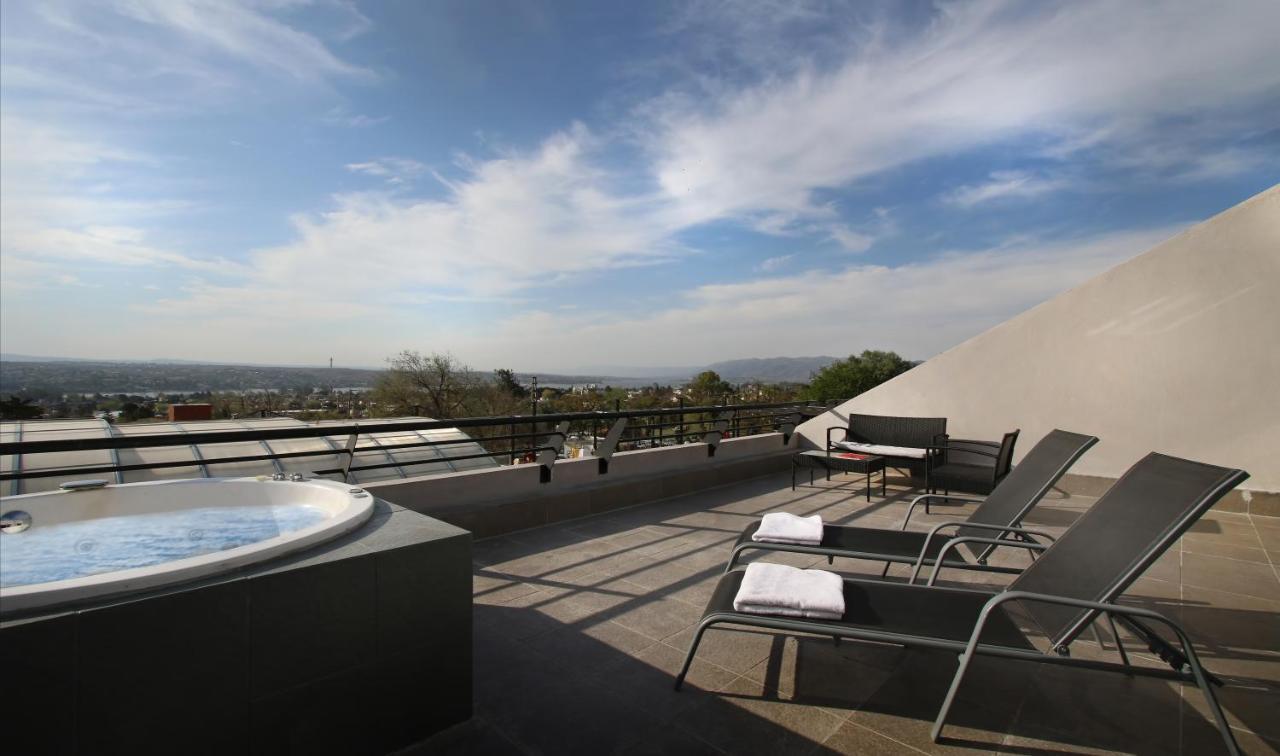 Pinares Panorama Suites, Spa & Convention Center Villa Carlos Paz Dış mekan fotoğraf
