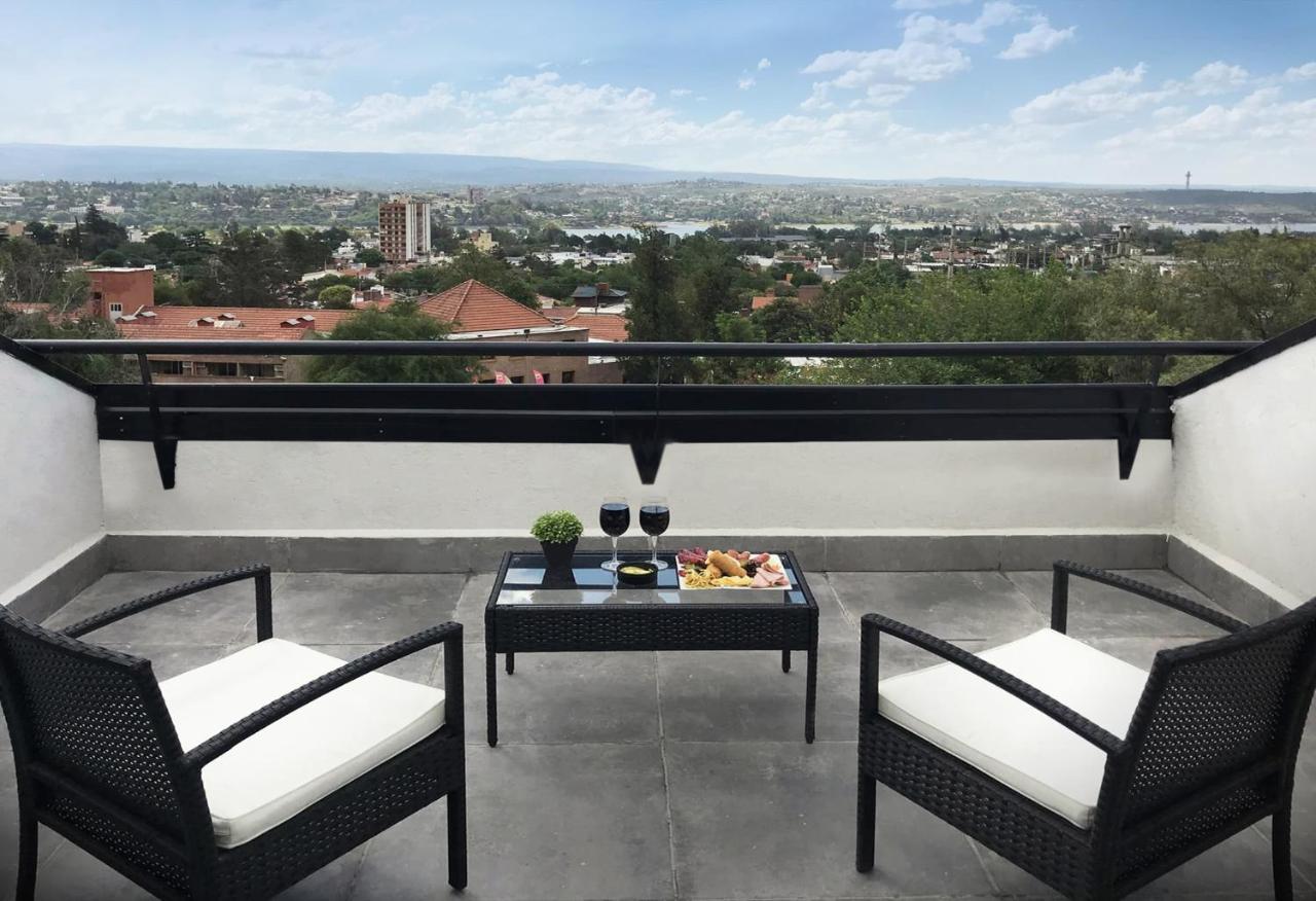 Pinares Panorama Suites, Spa & Convention Center Villa Carlos Paz Dış mekan fotoğraf