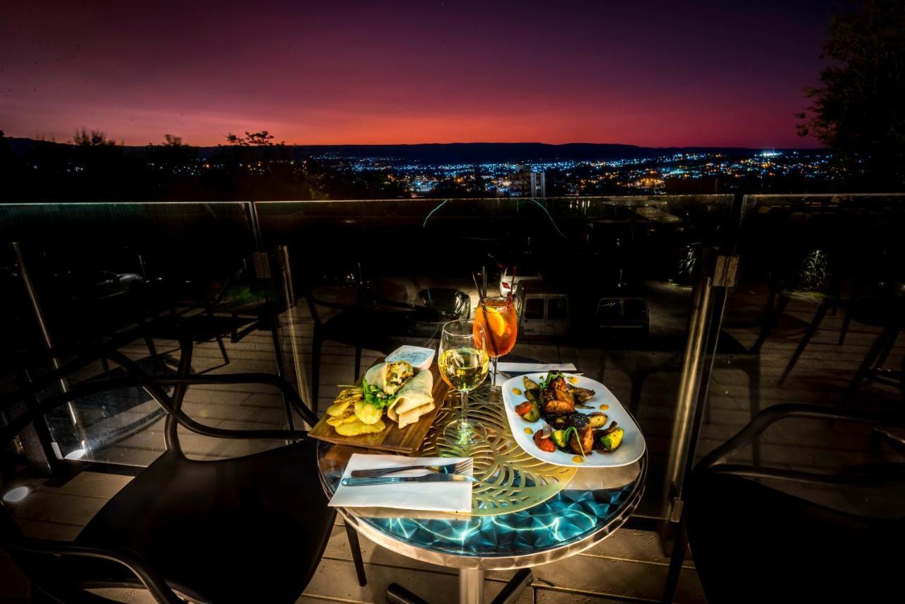 Pinares Panorama Suites, Spa & Convention Center Villa Carlos Paz Dış mekan fotoğraf