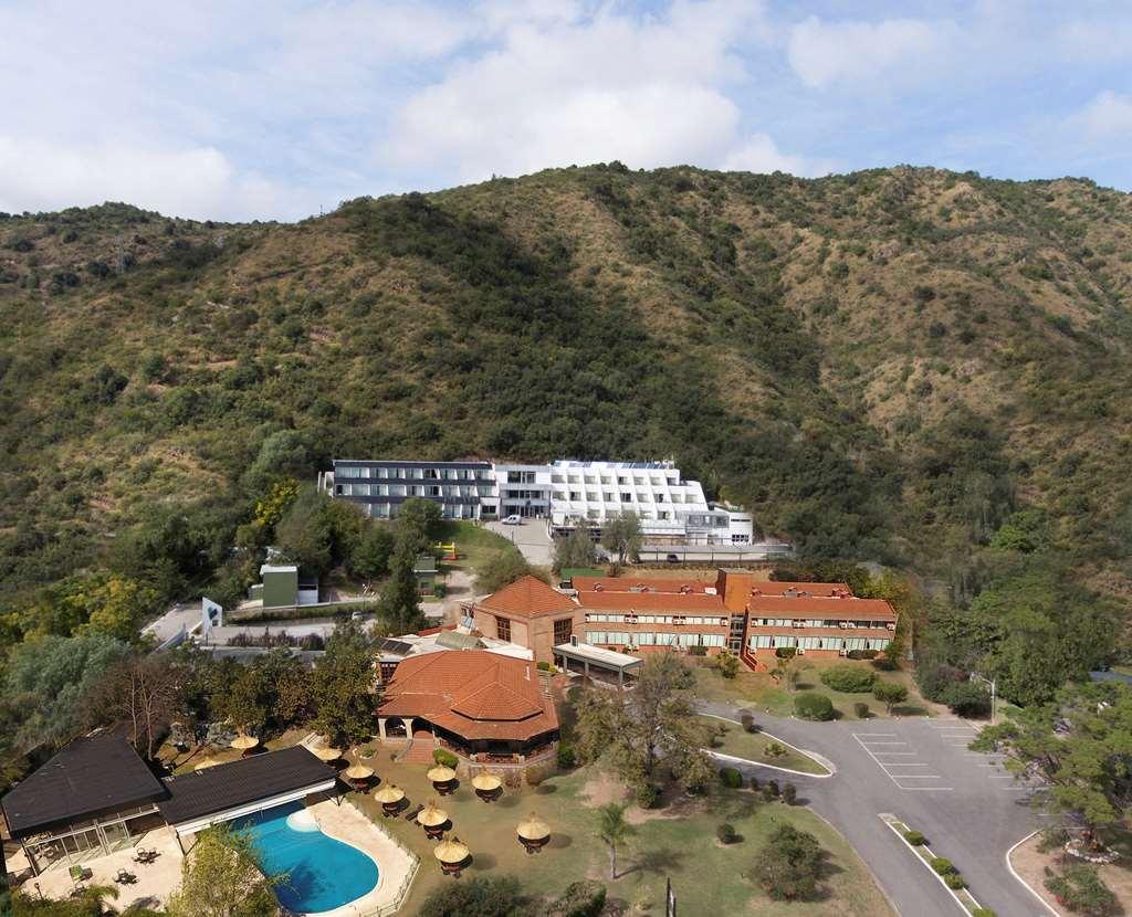 Pinares Panorama Suites, Spa & Convention Center Villa Carlos Paz Dış mekan fotoğraf